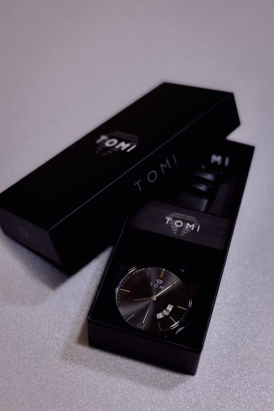 Tomi t-018